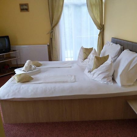Casa Crina Hotell Băile 1. Mai Eksteriør bilde