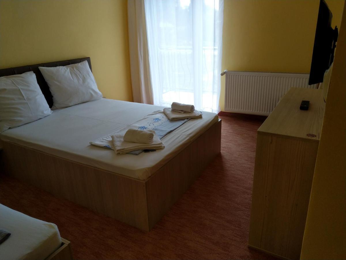 Casa Crina Hotell Băile 1. Mai Eksteriør bilde